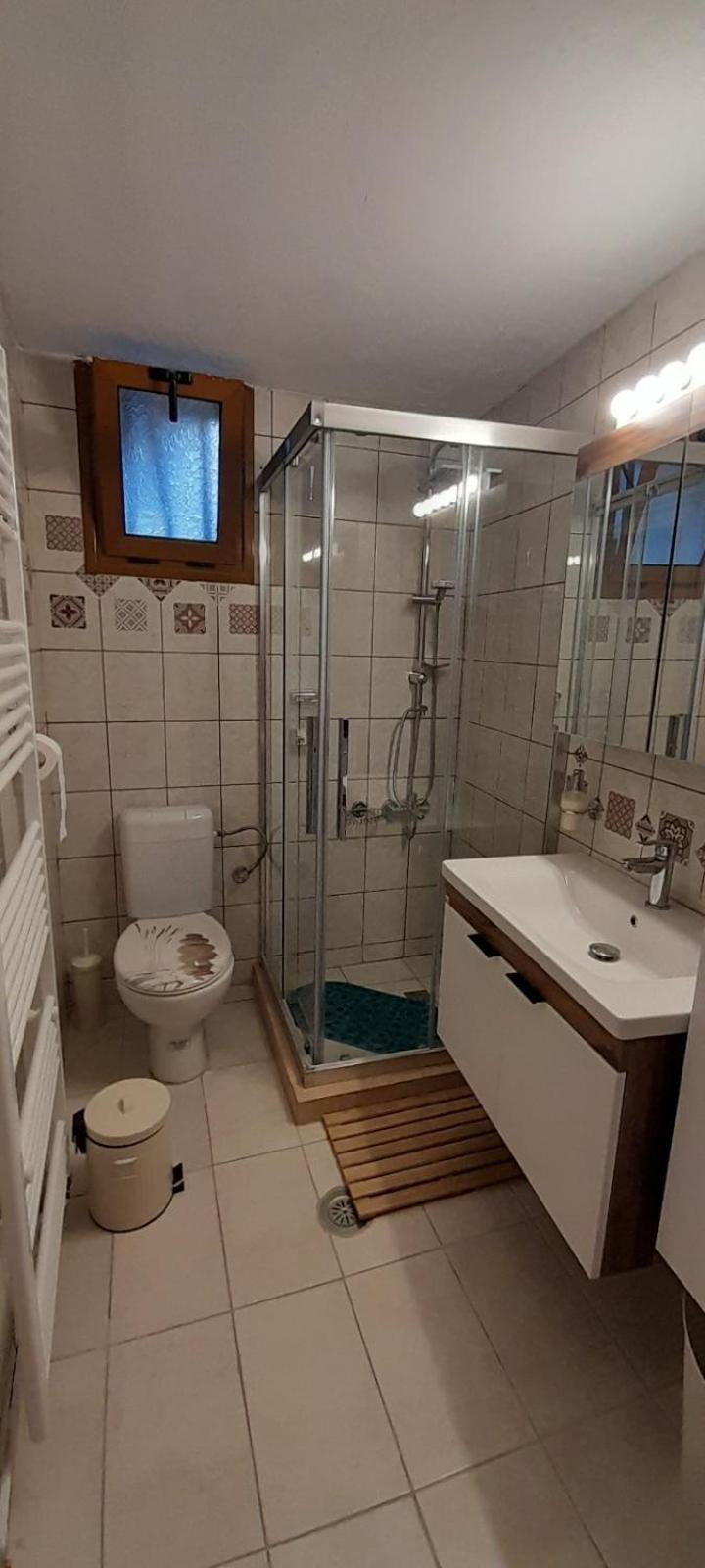 Point Of View 2 Apartment Pramanta Luaran gambar