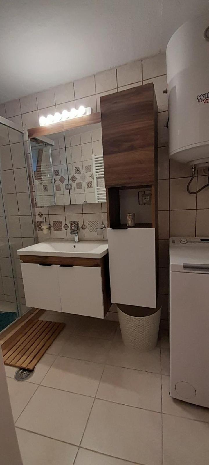Point Of View 2 Apartment Pramanta Luaran gambar