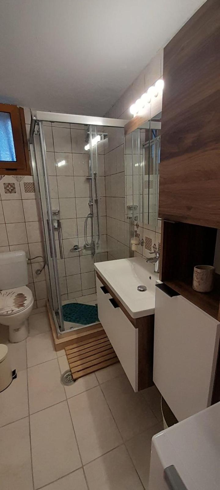 Point Of View 2 Apartment Pramanta Luaran gambar