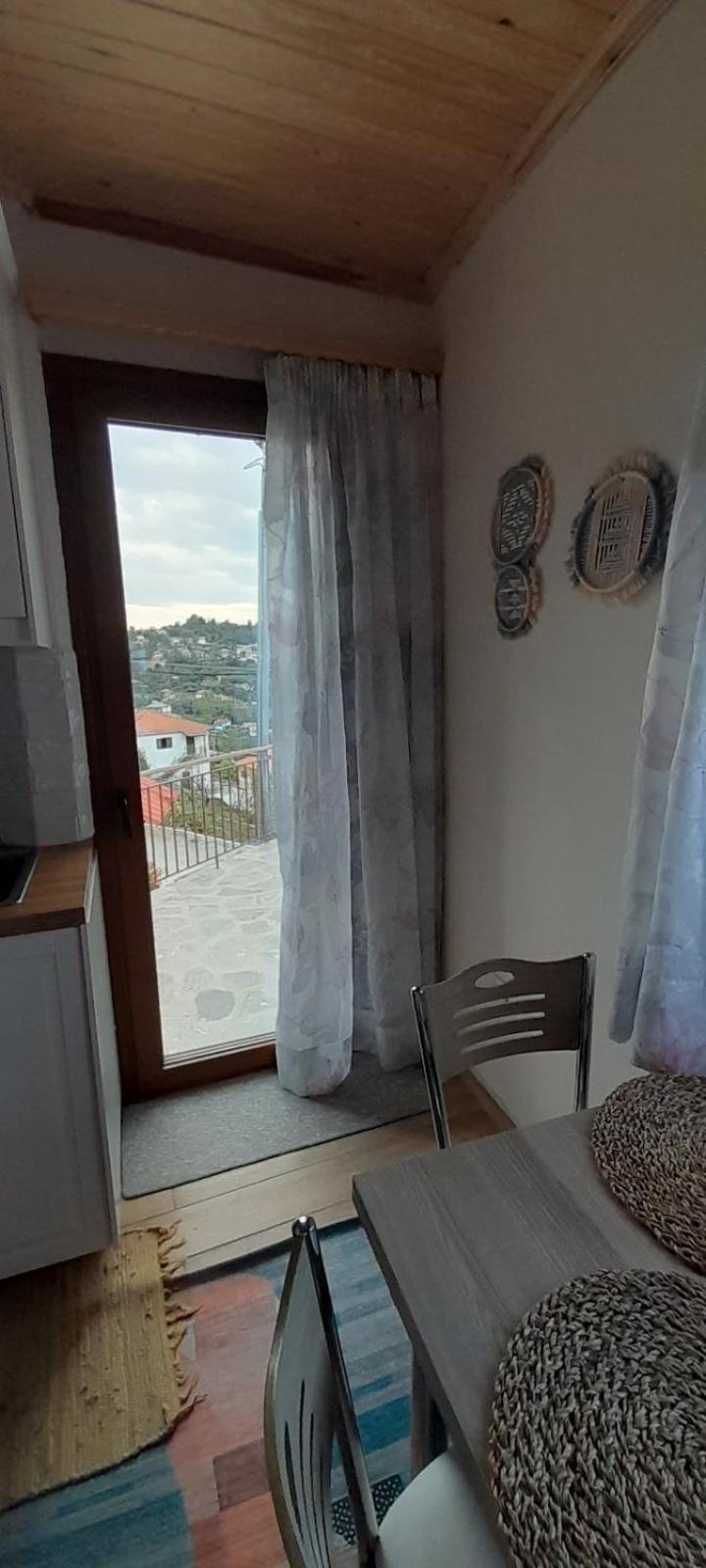 Point Of View 2 Apartment Pramanta Luaran gambar