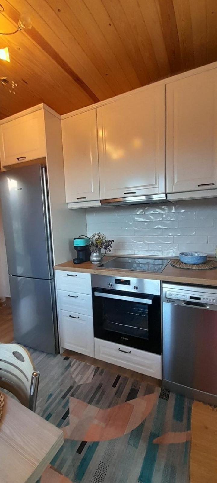 Point Of View 2 Apartment Pramanta Luaran gambar