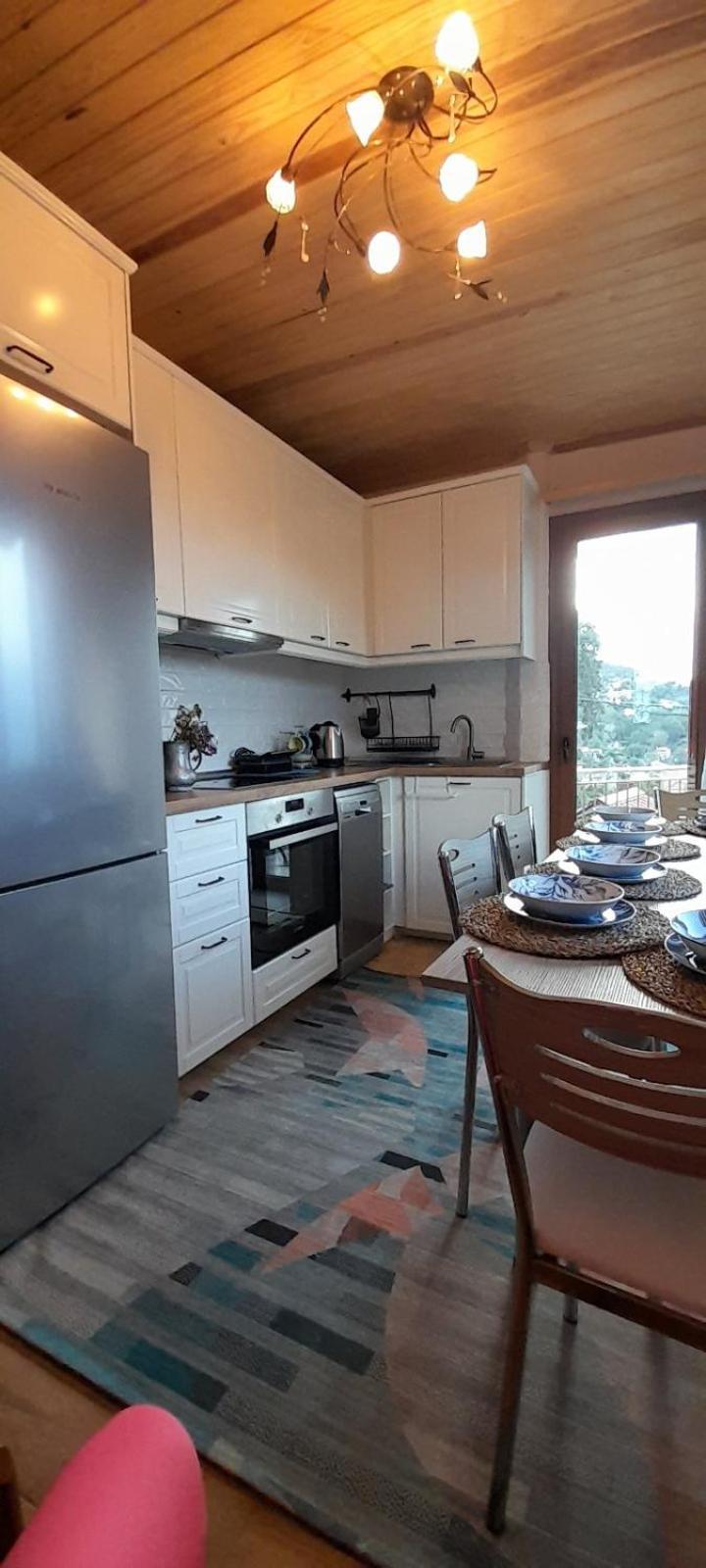 Point Of View 2 Apartment Pramanta Luaran gambar